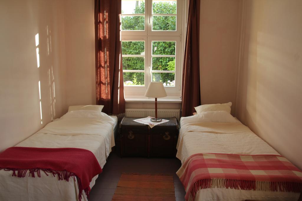 Stara Szkola Architekci Bed & Breakfast Jagodne Wielkie Room photo
